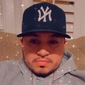 Meet your Posher, Luis